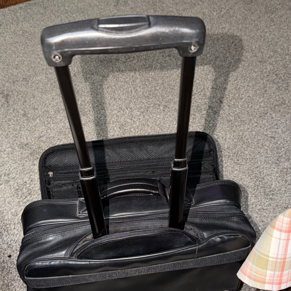 Samsonite Black Rolling Travel Bag/laptop bag/Briefcase on wheels Spinner - Picture 12 of 14